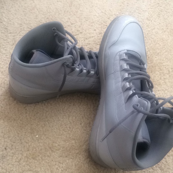 Jordan Executive - Picture 2 of 4